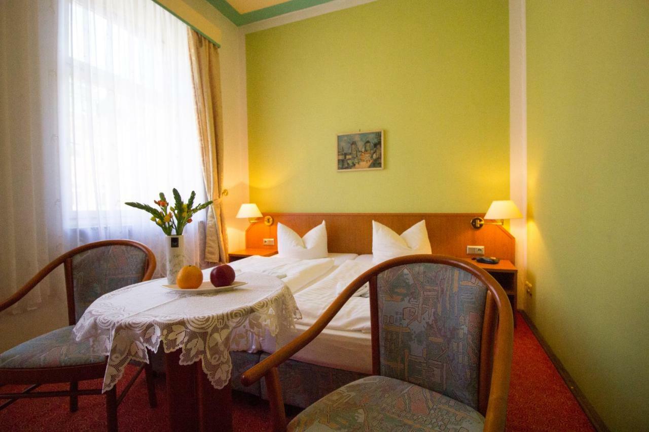 Hotel Central Bad Elster Zewnętrze zdjęcie