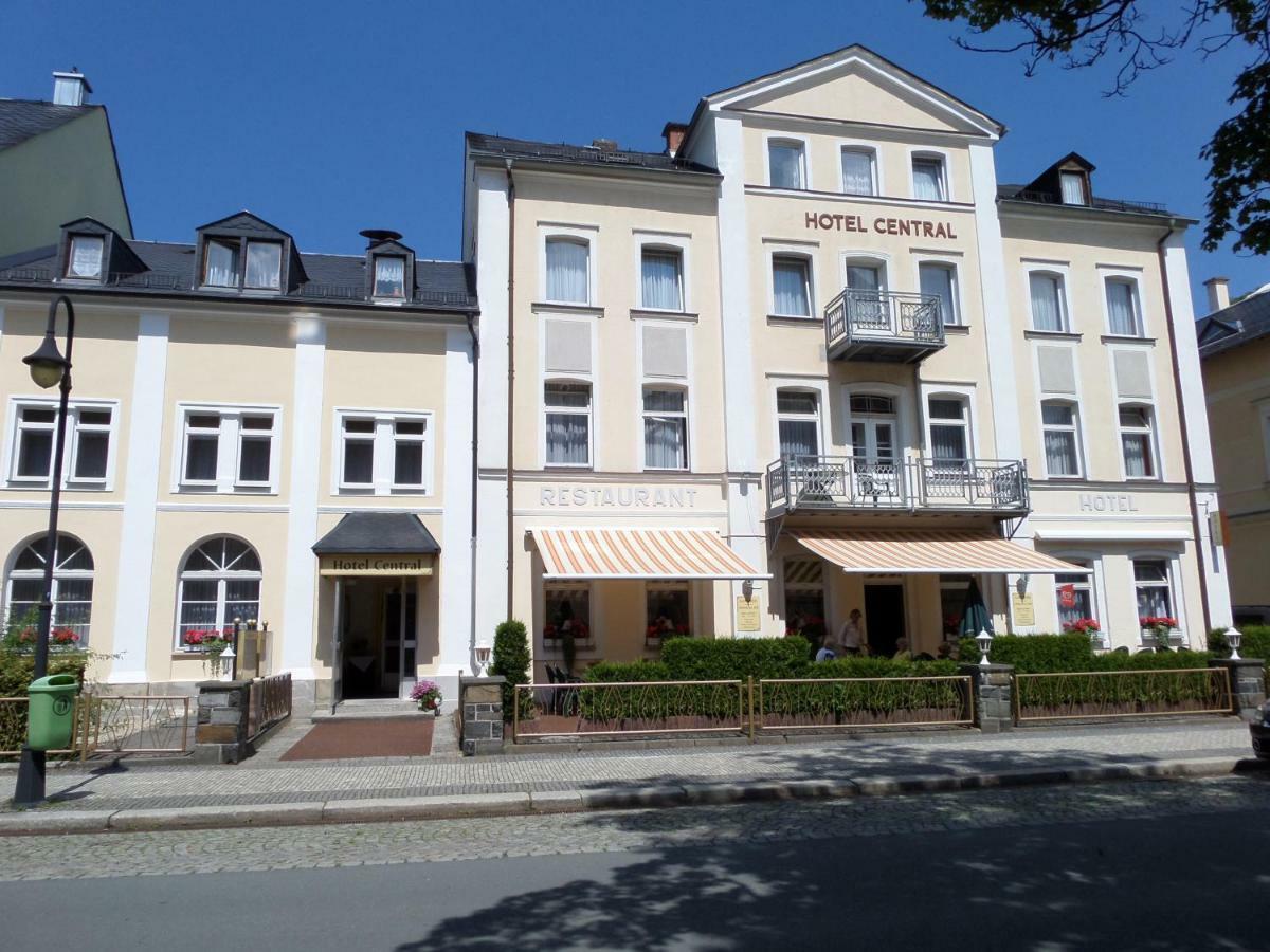 Hotel Central Bad Elster Zewnętrze zdjęcie