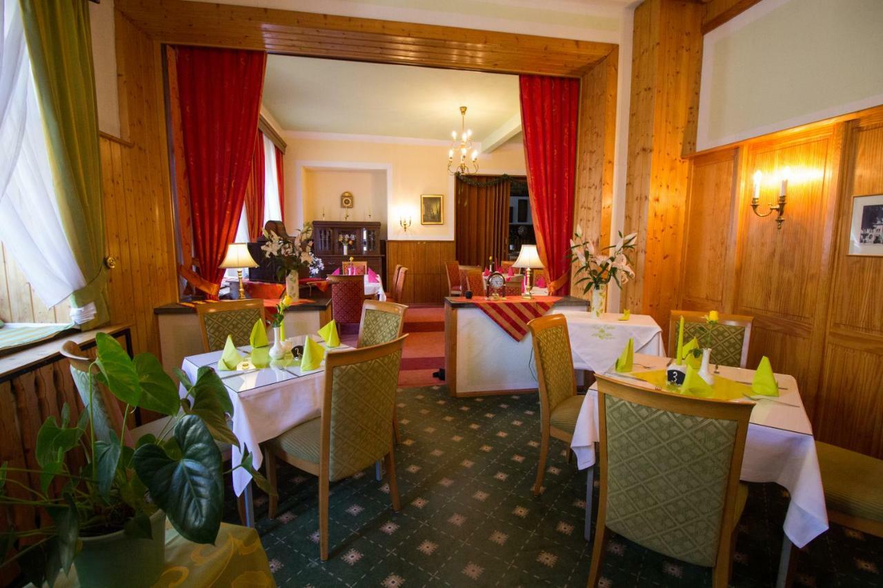 Hotel Central Bad Elster Zewnętrze zdjęcie
